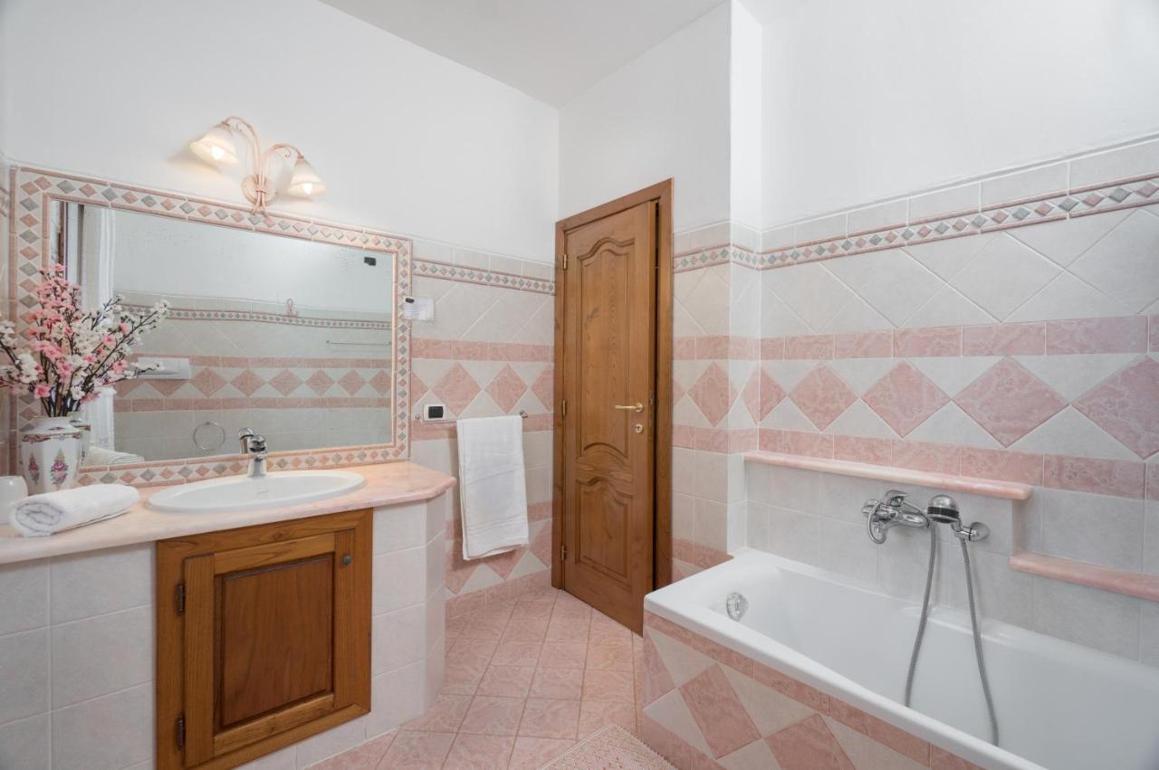 Sardinia Family Villas - Villa Adina With Private Pool In Arzachena Exterior foto
