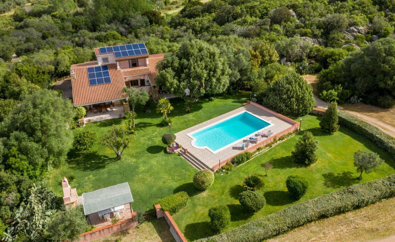 Sardinia Family Villas - Villa Adina With Private Pool In Arzachena Exterior foto