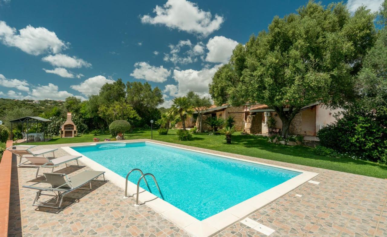 Sardinia Family Villas - Villa Adina With Private Pool In Arzachena Exterior foto