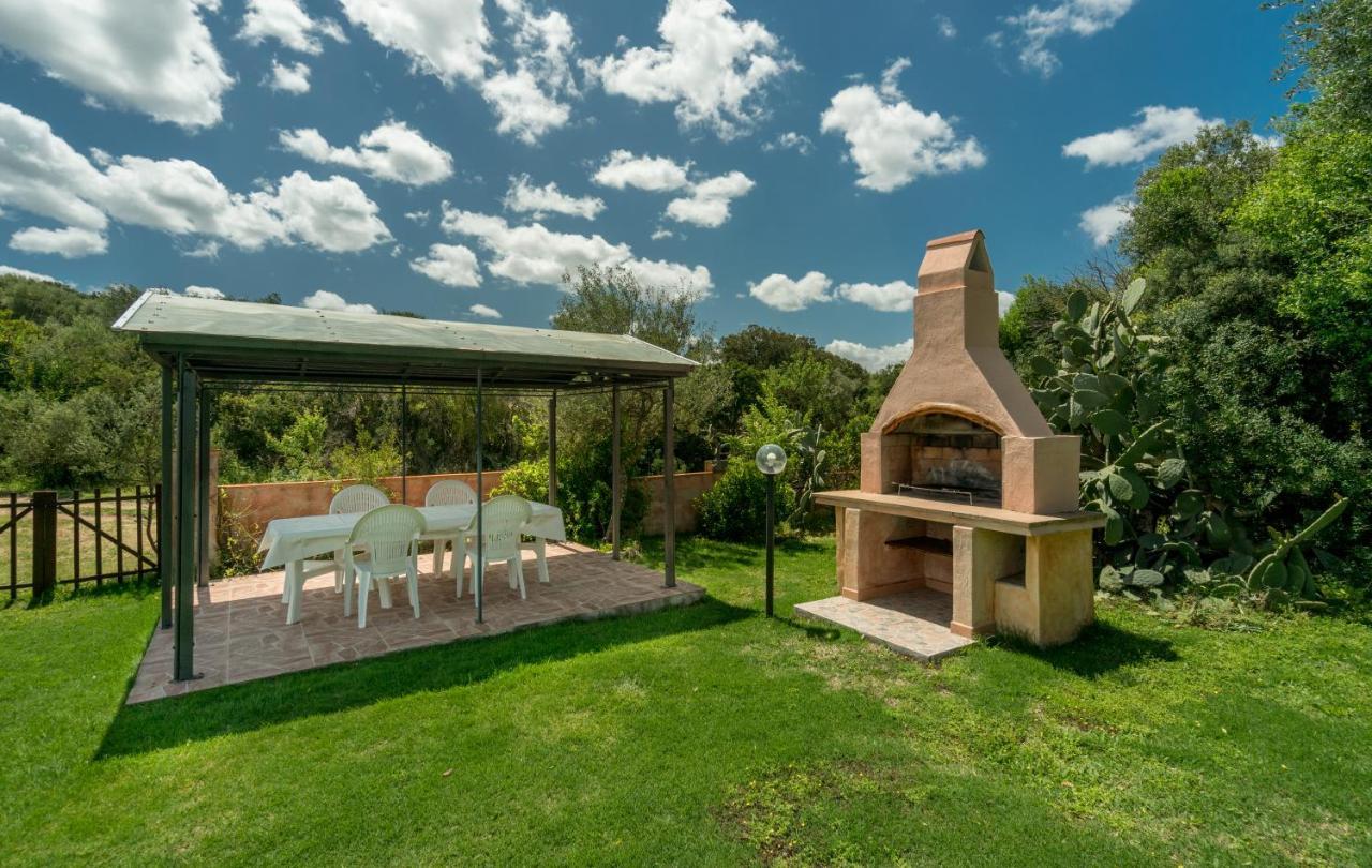 Sardinia Family Villas - Villa Adina With Private Pool In Arzachena Exterior foto